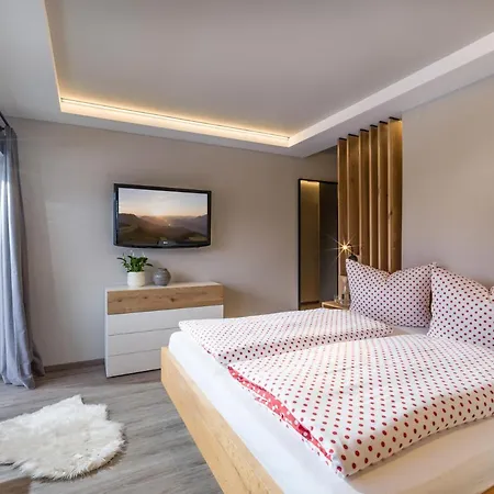 Tirol Schwaiger * Niederndorf (Tyrol)