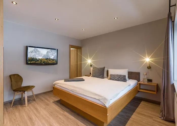 Tirol Schwaiger * Niederndorf (Tyrol)